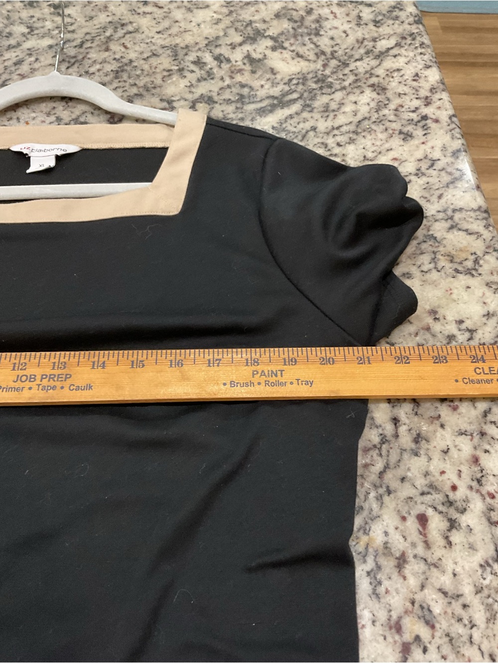 Liz Claiborne Black Top with Beige Square Neck Trim - Picture 4 of 5